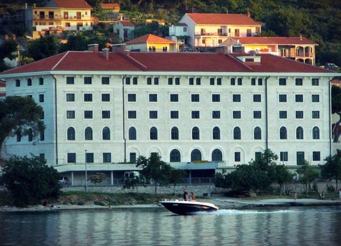 Apartman Karlo Antonio Apartment Trogir Exterior photo