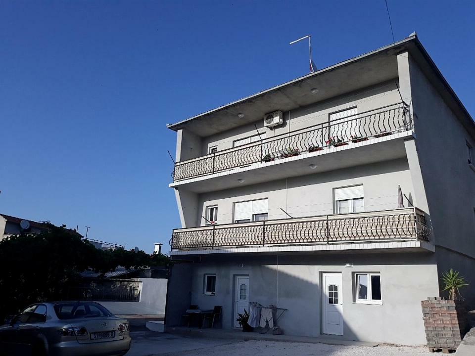 Apartman Karlo Antonio Apartment Trogir Exterior photo